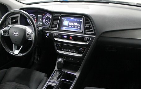 Hyundai Sonata VII, 2018 год, 2 150 000 рублей, 14 фотография