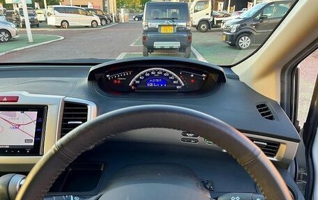 Honda Freed I, 2014 год, 810 000 рублей, 14 фотография