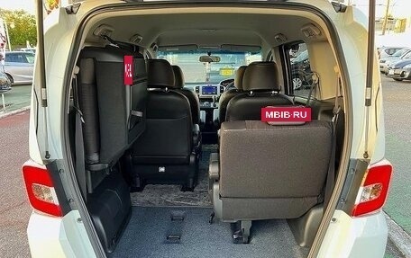 Honda Freed I, 2014 год, 810 000 рублей, 26 фотография