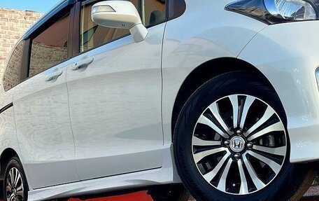 Honda Freed I, 2014 год, 810 000 рублей, 33 фотография