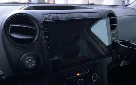 Volkswagen Amarok I рестайлинг, 2012 год, 1 660 000 рублей, 11 фотография