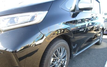 Honda Freed II, 2021 год, 1 468 000 рублей, 33 фотография