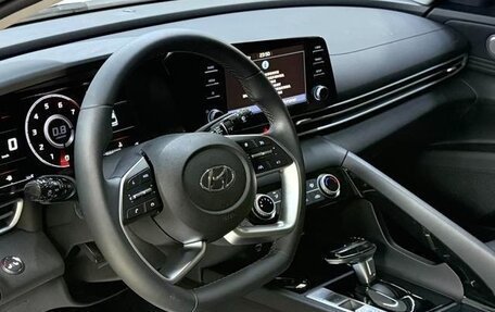 Hyundai Elantra, 2022 год, 1 450 000 рублей, 5 фотография