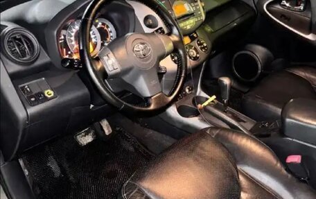 Toyota RAV4, 2007 год, 1 050 000 рублей, 6 фотография