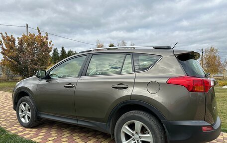 Toyota RAV4, 2013 год, 1 650 000 рублей, 6 фотография