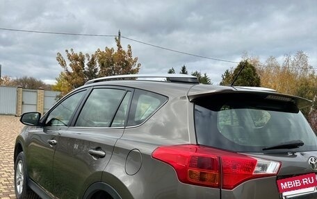 Toyota RAV4, 2013 год, 1 650 000 рублей, 4 фотография