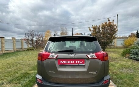 Toyota RAV4, 2013 год, 1 650 000 рублей, 5 фотография