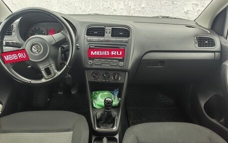 Volkswagen Polo VI (EU Market), 2011 год, 725 000 рублей, 14 фотография