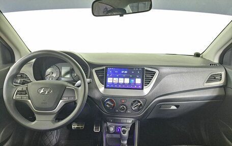 Hyundai Solaris II рестайлинг, 2021 год, 1 786 000 рублей, 14 фотография