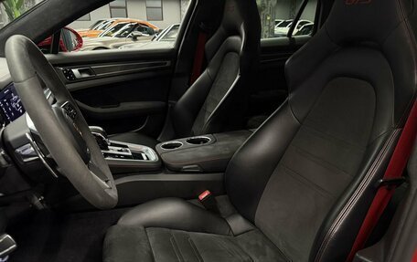 Porsche Panamera II рестайлинг, 2019 год, 10 994 000 рублей, 15 фотография