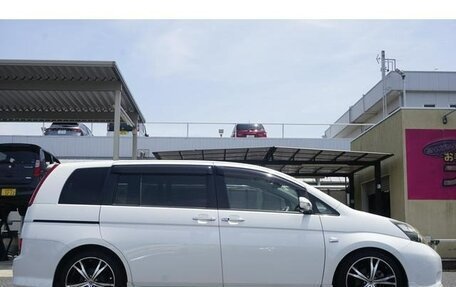 Toyota ISis I, 2010 год, 1 000 000 рублей, 3 фотография