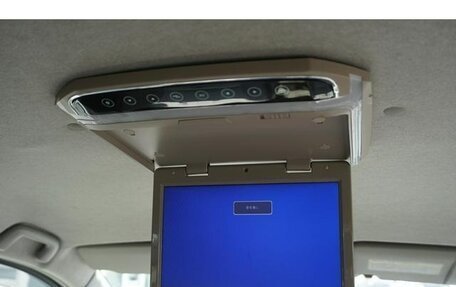 Toyota ISis I, 2010 год, 1 000 000 рублей, 13 фотография