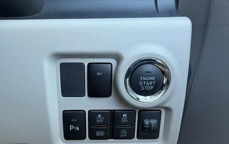 Toyota Passo III, 2023 год, 895 000 рублей, 5 фотография