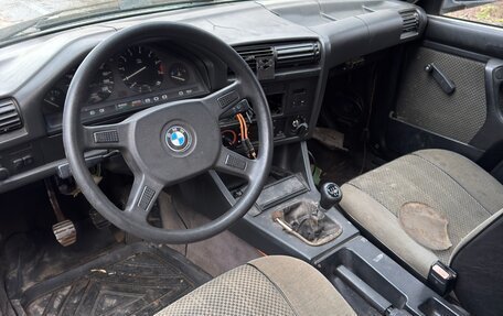 BMW 3 серия, 1983 год, 155 000 рублей, 5 фотография