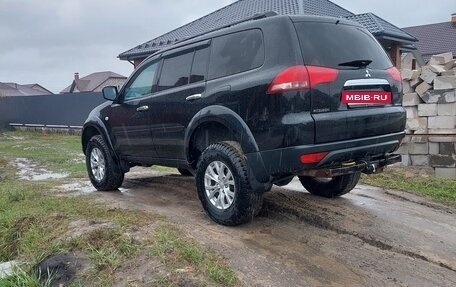 Mitsubishi Pajero Sport II рестайлинг, 2014 год, 1 650 000 рублей, 3 фотография