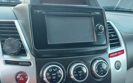 Mitsubishi Pajero Sport II рестайлинг, 2014 год, 1 650 000 рублей, 14 фотография