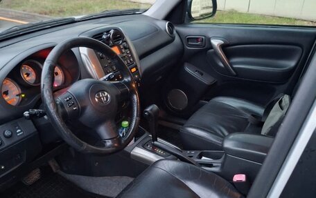 Toyota RAV4, 2004 год, 680 000 рублей, 20 фотография