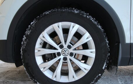 Volkswagen Tiguan II, 2020 год, 1 935 000 рублей, 27 фотография