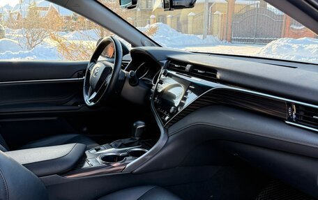 Toyota Camry, 2021 год, 3 500 000 рублей, 9 фотография