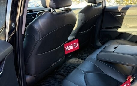 Toyota Camry, 2021 год, 3 500 000 рублей, 10 фотография