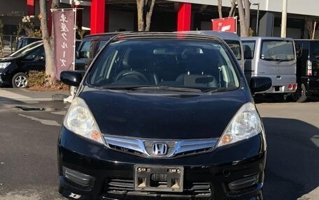 Honda Fit Shuttle I рестайлинг, 2011 год, 860 000 рублей, 2 фотография