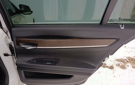 BMW 7 серия, 2011 год, 1 650 000 рублей, 23 фотография