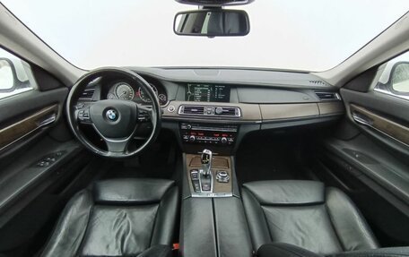 BMW 7 серия, 2011 год, 1 650 000 рублей, 37 фотография