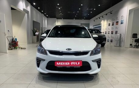 KIA Rio IV, 2019 год, 1 420 000 рублей, 2 фотография