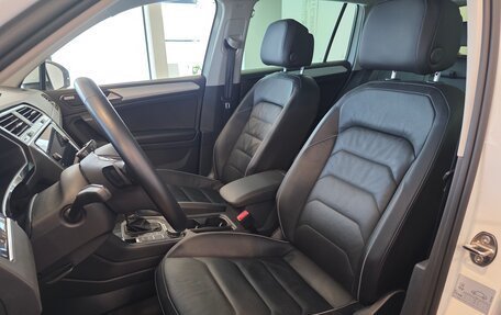 Volkswagen Tiguan II, 2018 год, 3 250 000 рублей, 16 фотография