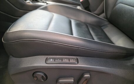 Volkswagen Tiguan II, 2018 год, 3 250 000 рублей, 15 фотография