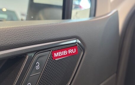 Volkswagen Tiguan II, 2018 год, 3 250 000 рублей, 14 фотография