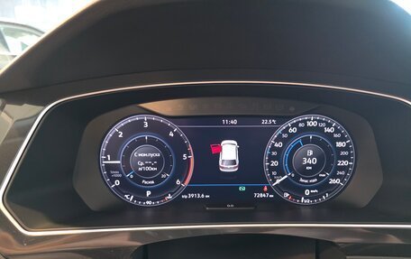 Volkswagen Tiguan II, 2018 год, 3 250 000 рублей, 23 фотография