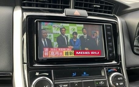 Toyota Corolla, 2018 год, 1 112 000 рублей, 4 фотография