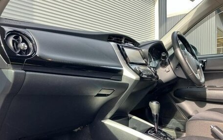 Toyota Corolla, 2018 год, 1 112 000 рублей, 23 фотография