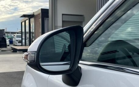 Toyota Corolla, 2018 год, 1 112 000 рублей, 35 фотография