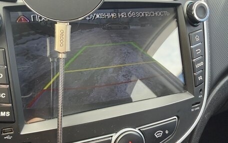 Hyundai Solaris II рестайлинг, 2015 год, 1 300 000 рублей, 12 фотография