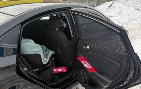 Hyundai Solaris II рестайлинг, 2015 год, 1 300 000 рублей, 10 фотография