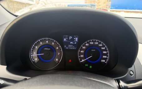 Hyundai Solaris II рестайлинг, 2015 год, 1 300 000 рублей, 13 фотография