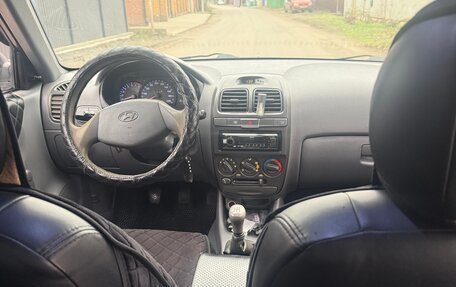 Hyundai Accent II, 2008 год, 550 000 рублей, 18 фотография