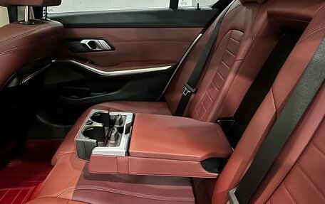 BMW 3 серия, 2021 год, 2 620 000 рублей, 10 фотография