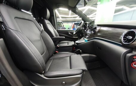 Mercedes-Benz EQV, 2022 год, 9 000 000 рублей, 15 фотография