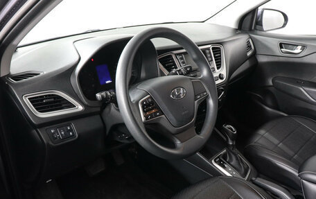 Hyundai Solaris II рестайлинг, 2021 год, 1 750 000 рублей, 9 фотография