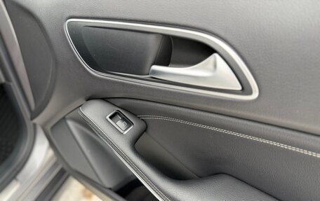 Mercedes-Benz GLA, 2015 год, 2 490 000 рублей, 15 фотография