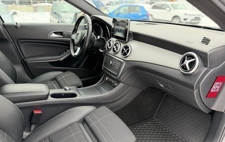 Mercedes-Benz GLA, 2015 год, 2 490 000 рублей, 14 фотография