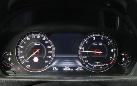 BMW 3 серия, 2017 год, 2 900 000 рублей, 17 фотография