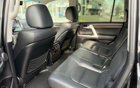 Toyota Land Cruiser 200, 2016 год, 6 150 000 рублей, 11 фотография