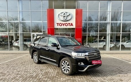 Toyota Land Cruiser 200, 2016 год, 6 150 000 рублей, 3 фотография