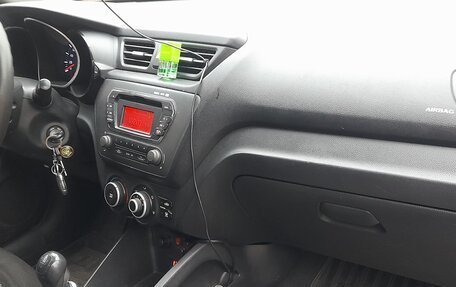 KIA Rio III рестайлинг, 2013 год, 535 000 рублей, 6 фотография