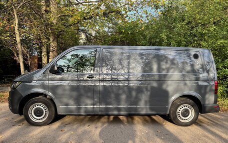 Volkswagen Transporter T6 рестайлинг, 2021 год, 3 940 000 рублей, 9 фотография