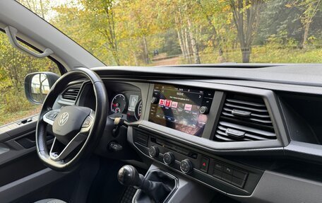 Volkswagen Transporter T6 рестайлинг, 2021 год, 3 940 000 рублей, 27 фотография